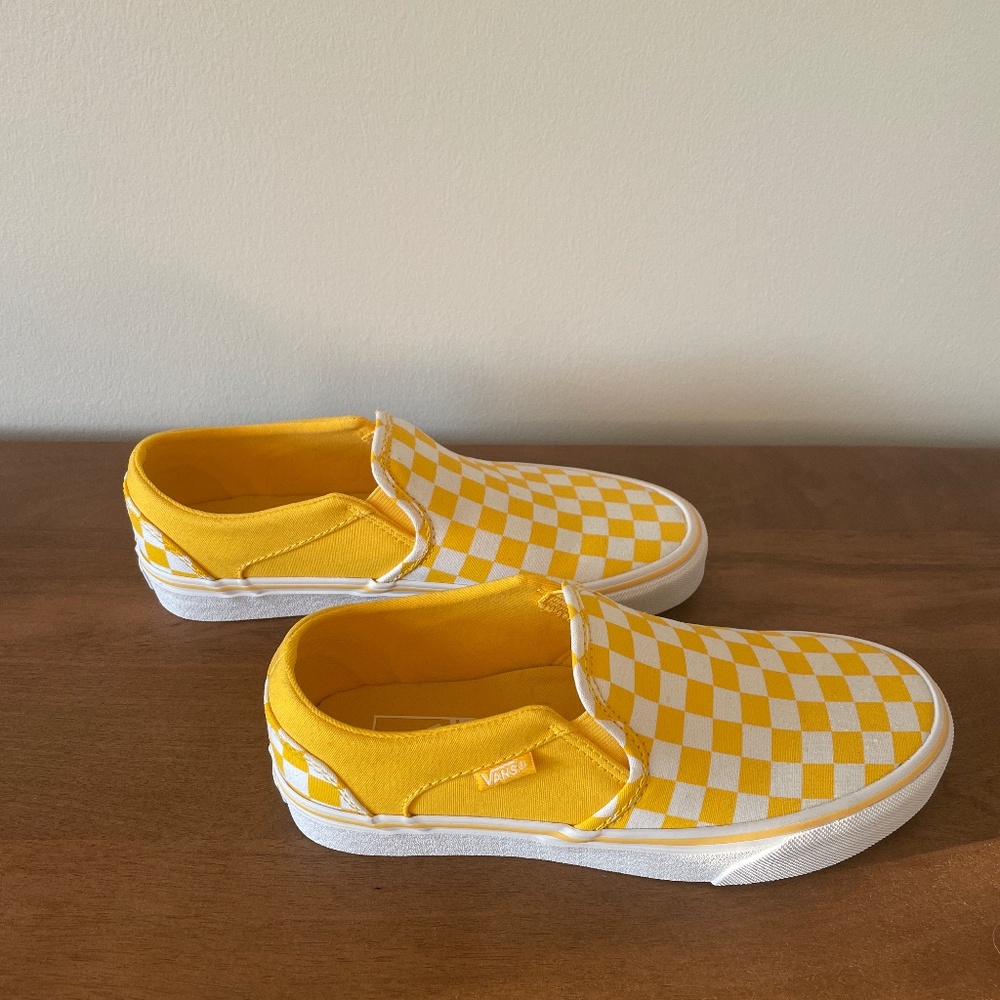 Vans - Picture 3 of 6